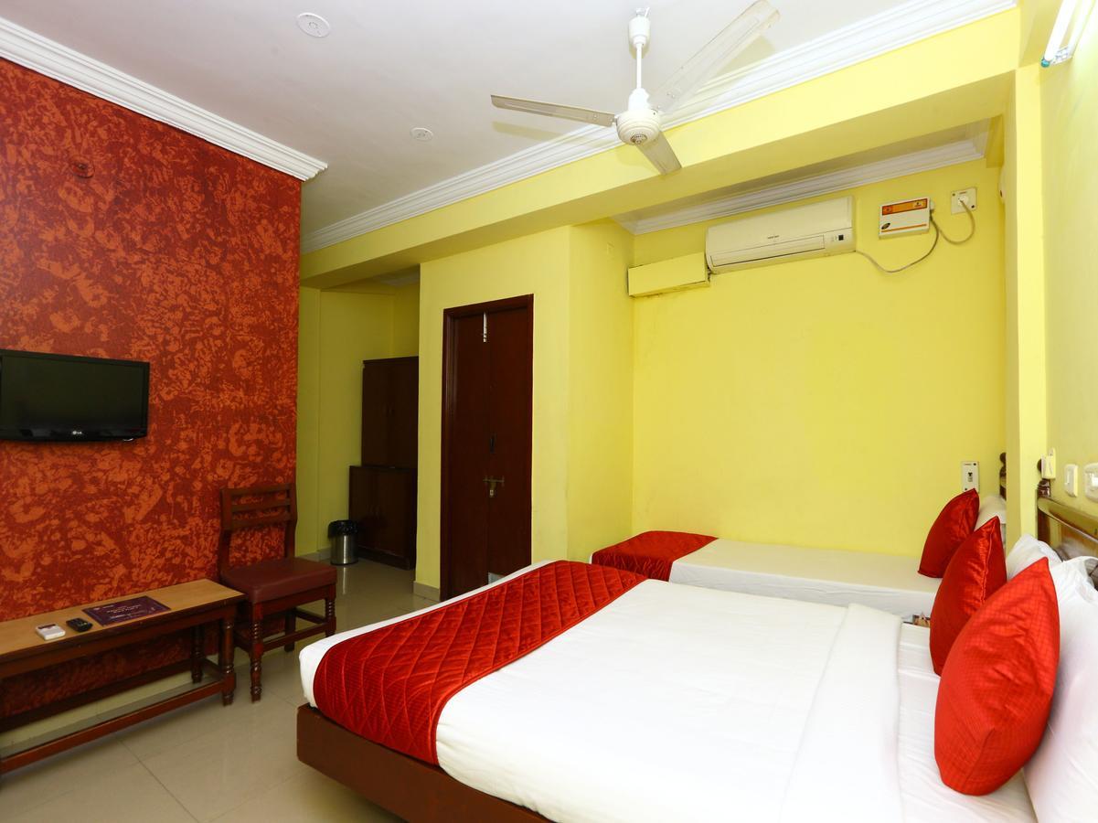 Oyo 9343 Jp Residency Hotel Puducherry Buitenkant foto