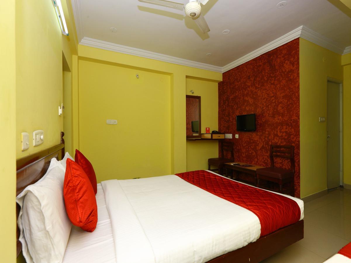 Oyo 9343 Jp Residency Hotel Puducherry Buitenkant foto
